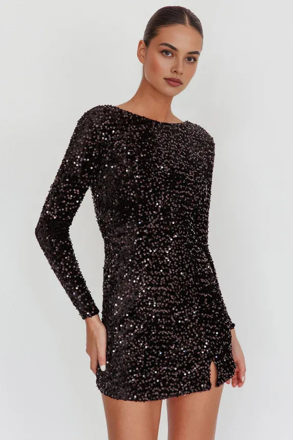 Scoop Neck Long Sleeves Sequin Black Mini Homecoming Dress