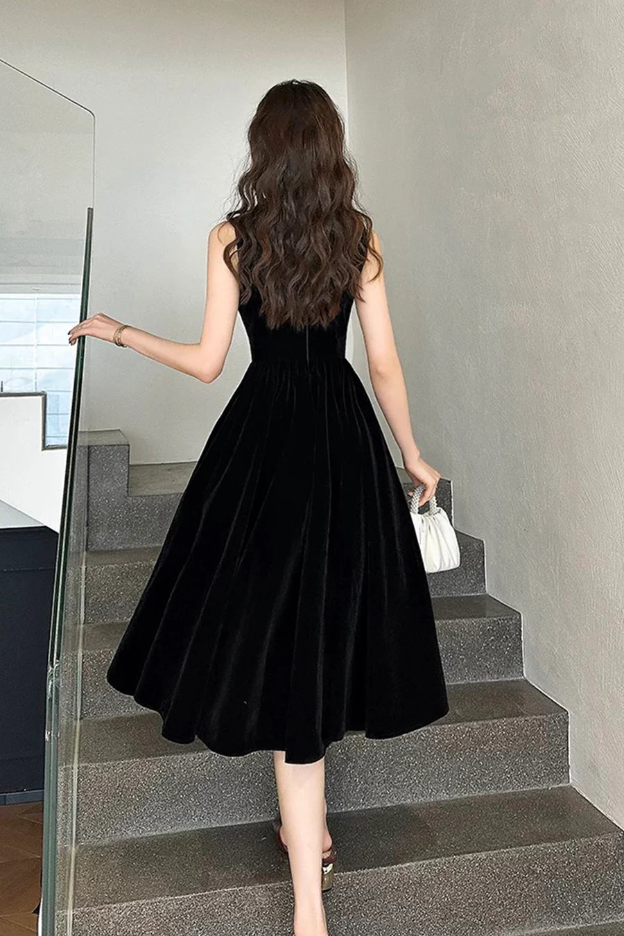 Simple Black Velvet Pearl Back Zipper A-Line Short Party Dress Evening Dress