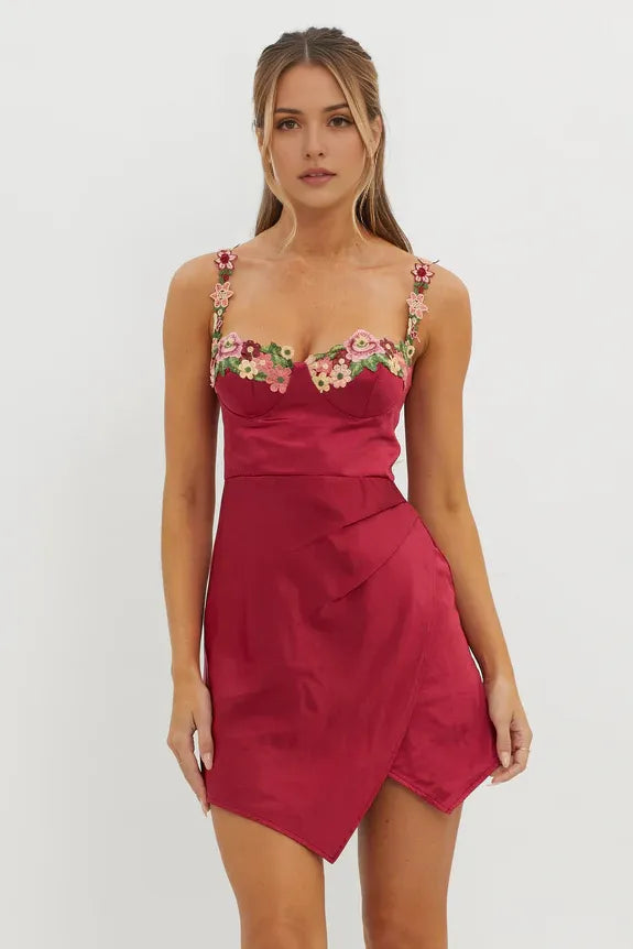 Spaghetti Straps Floral Applique Bodycon Merlot Mini Homecoming Dress