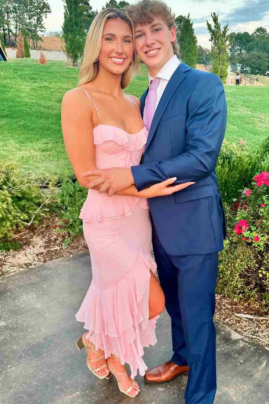 Spaghetti Straps Ruffles Chiffon Sheath Formal Prom Dress with Slit