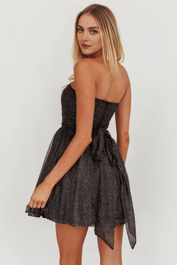 Strapless Glitter Pleated Tulle Black Short-Mini Homecoming Dresses With Tie Bow