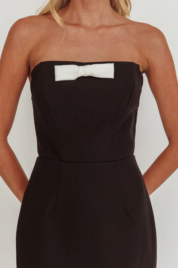 Strapless Sleeveless Bow Bust Black Or White Maxi Prom Dress With Slit