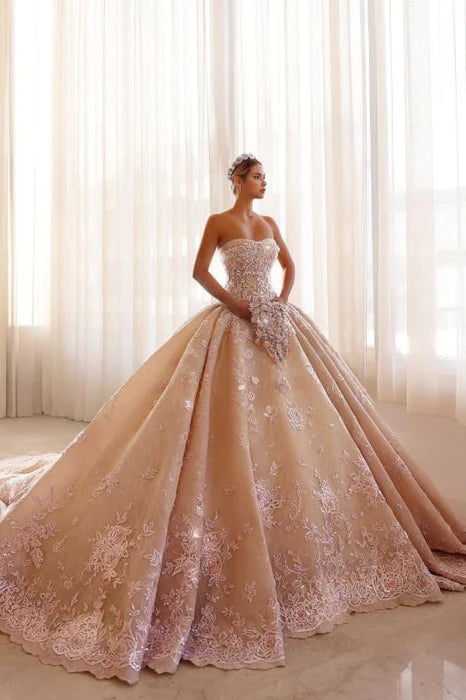 Stunning Lace Satin Appliques Strapless Sleeveless A-Line Chapel Wedding Dress No Veils