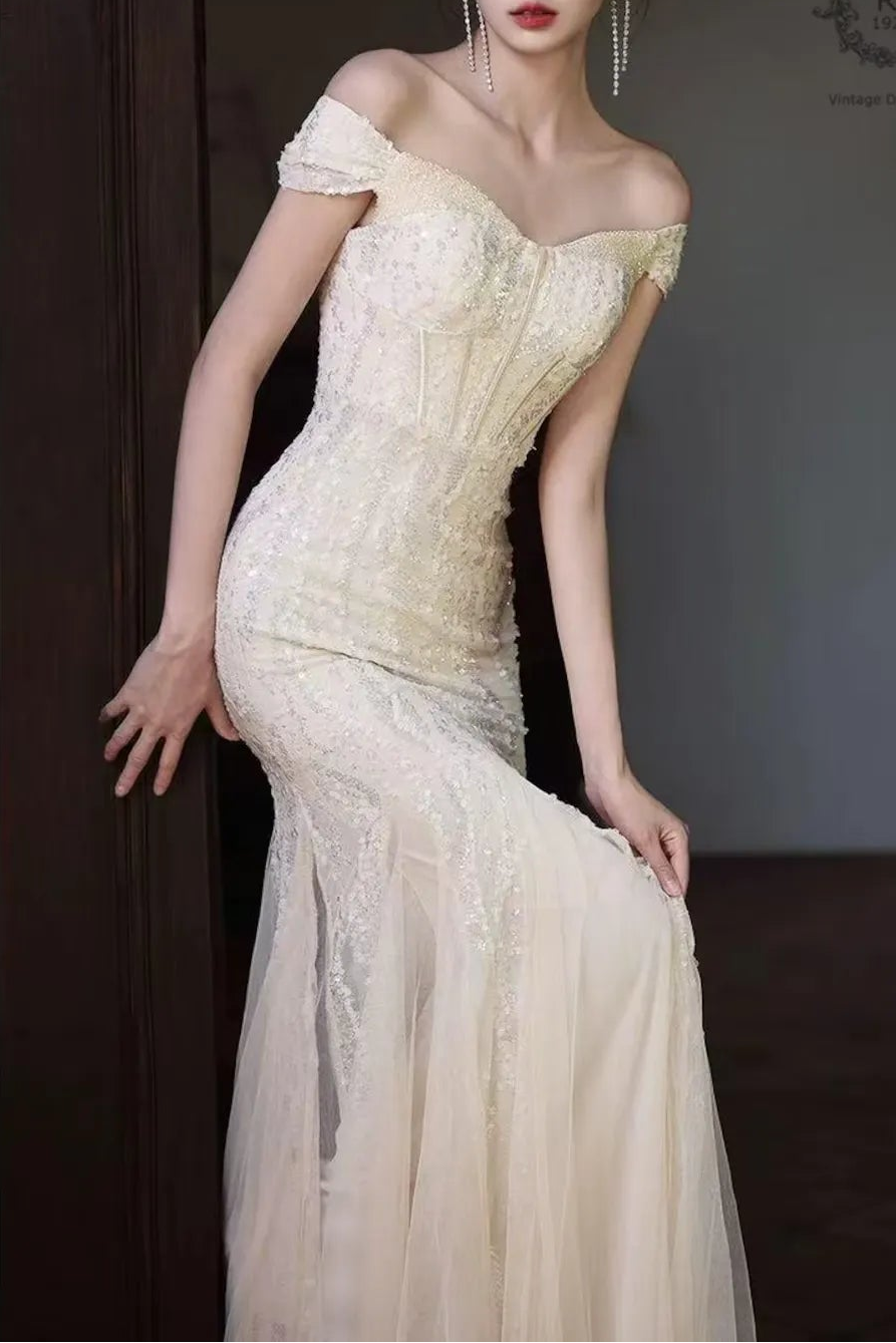 Stunning Mermaid Off-Shoulder Corset Sequin Champagne Floor-Length Prom Dress