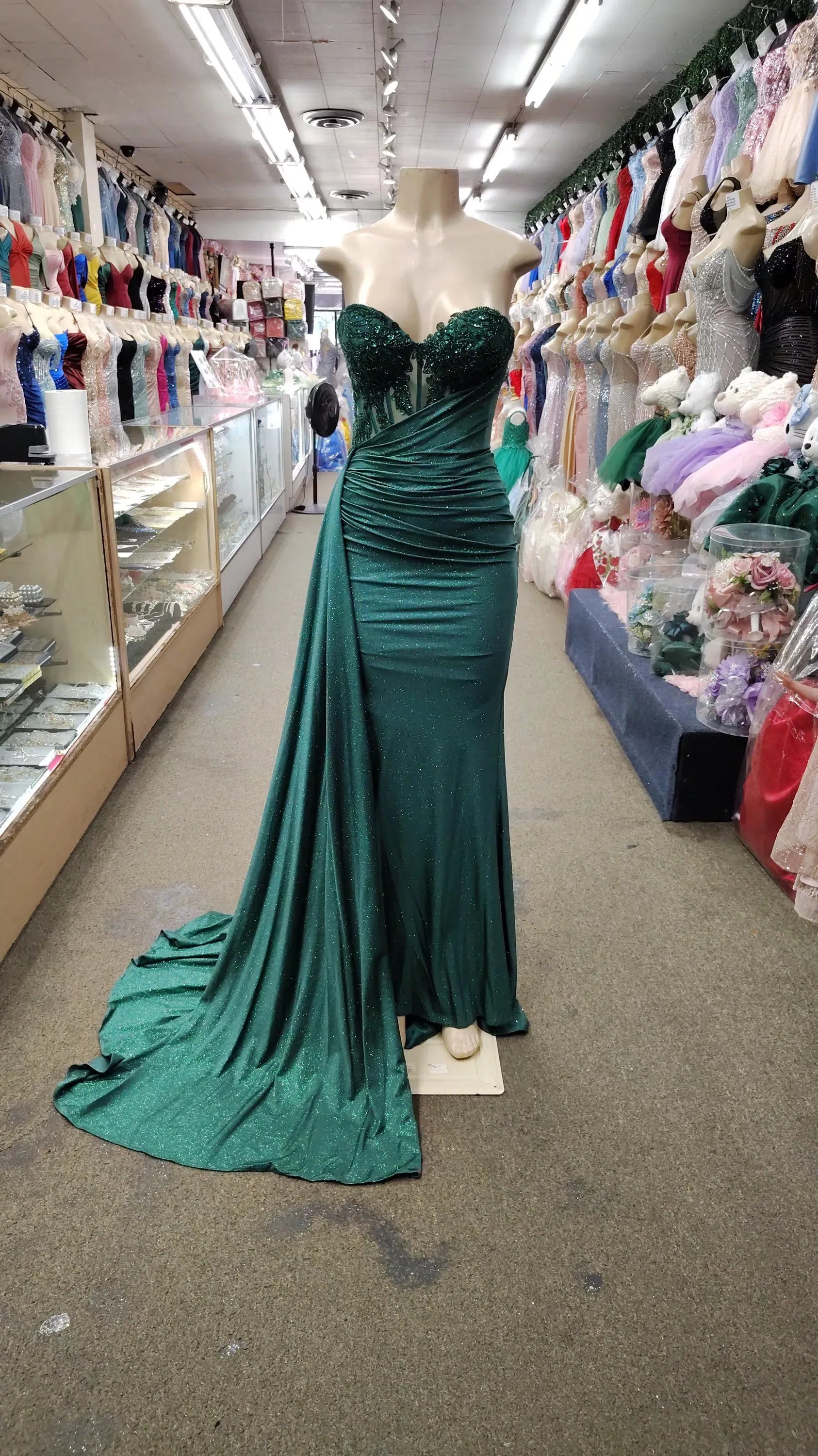 Stunning Mermaid Strapless Corset Lace Appliques Dark Green Prom Dress With Train