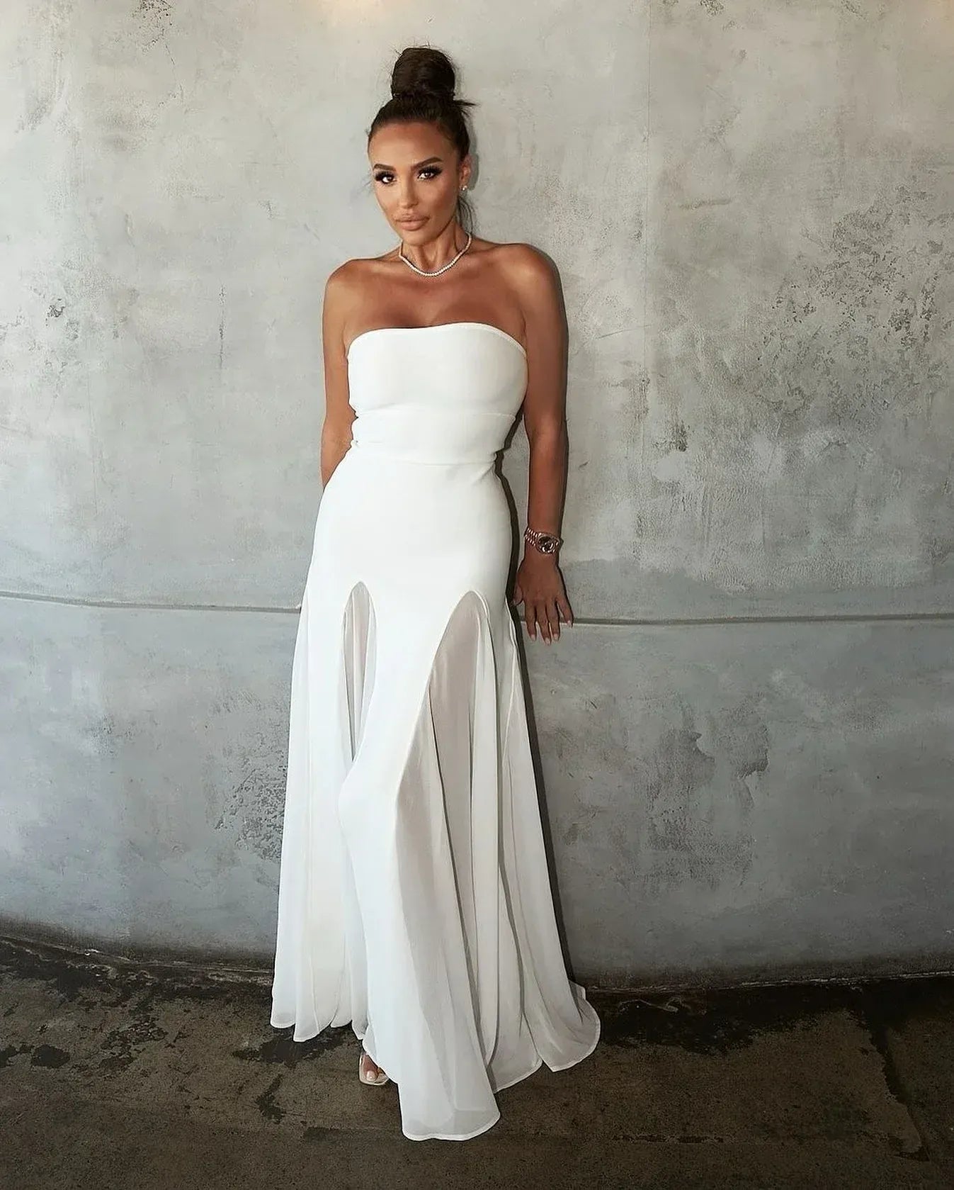 Stylish Mermaid Strapless Godet Mesh White Floor Length Prom Dress