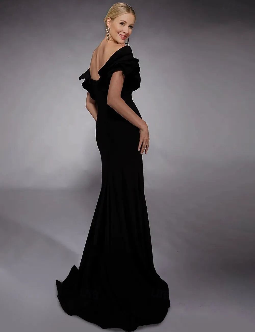Stylish Mermaid V Neck Short Sleeve Ruffle Black Train Prom Dress With Slit