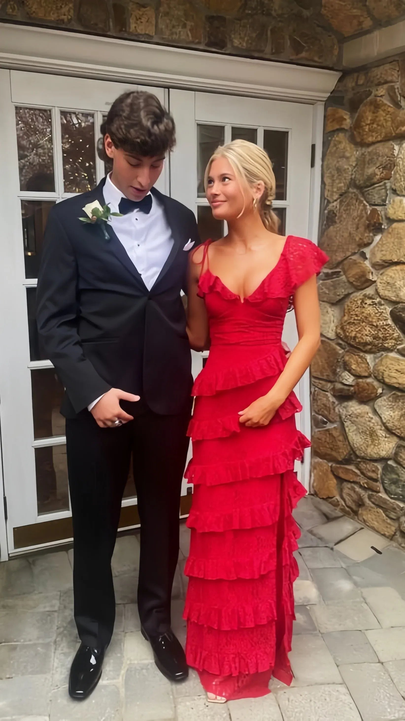 Stylish Sheath V Neck Ruffled Tiered Lace Red Floor Length Prom Dress
