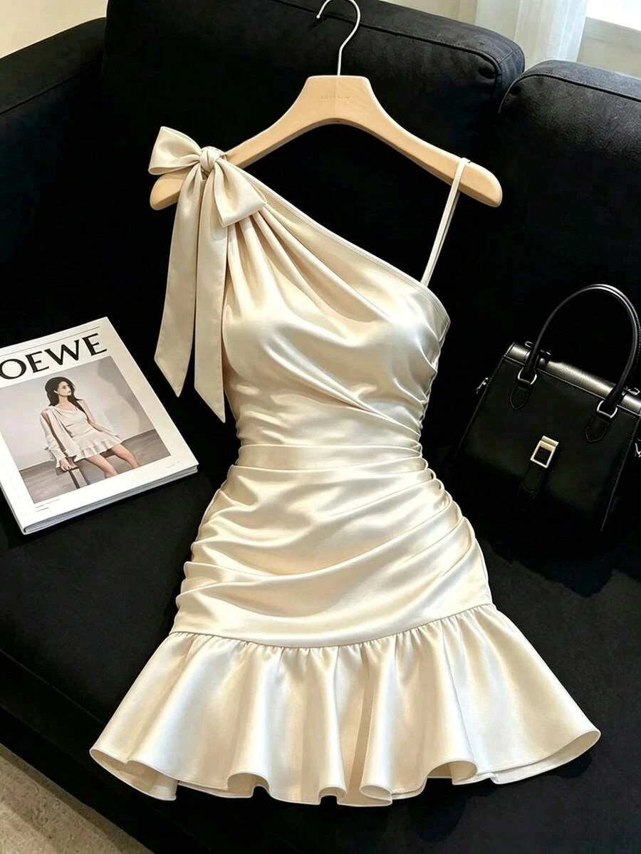 Stylish A-Line One-Shoulder Ruched Bow Satin Champagne Mini Homecoming Dress