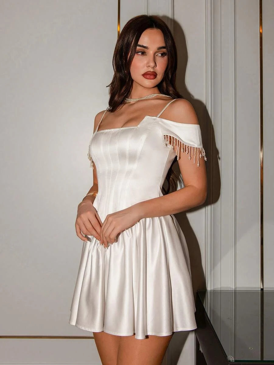 Stylish A-Line Square Neck Beaded Fringe Corset Satin White Mini Homecoming Dress