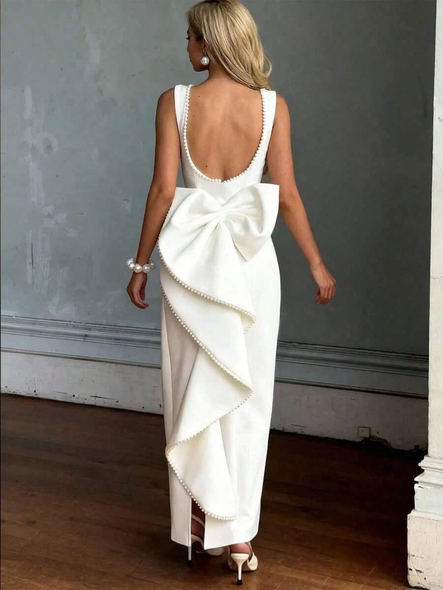 Stylish Sheath Boat Neck Pearl Embellished Statement Bow White Floor-Length Prom Dress