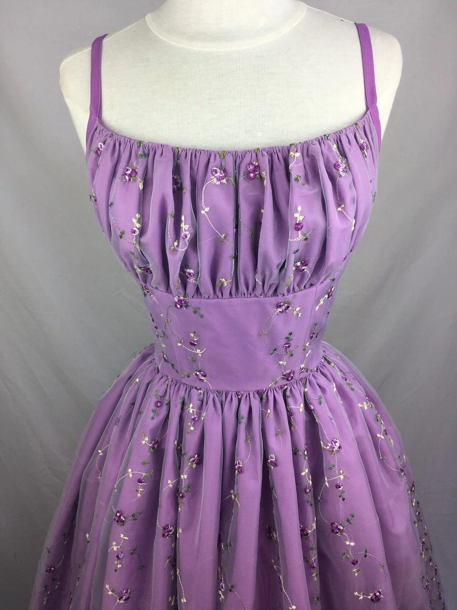 Sweet Purple Flower Embroidery Spaghetti Straps A-line Homecoming Dress Party Dress