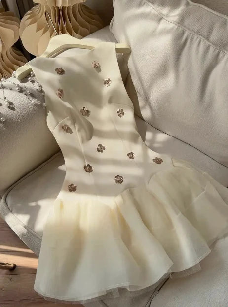 Sweet Satin Tulle Sleeveless Floral Mini 17th Birthday Party Dress Homecoming Dress With Applique