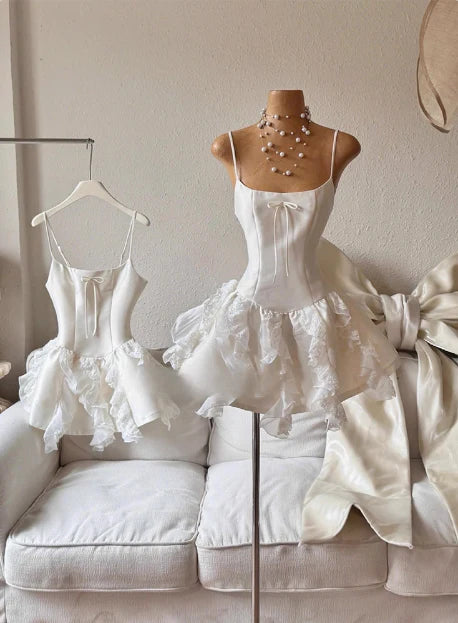 Sweet White Satin Lace With Bow Spaghetti Straps Ruffled 17th Birthday Homecoming Dress