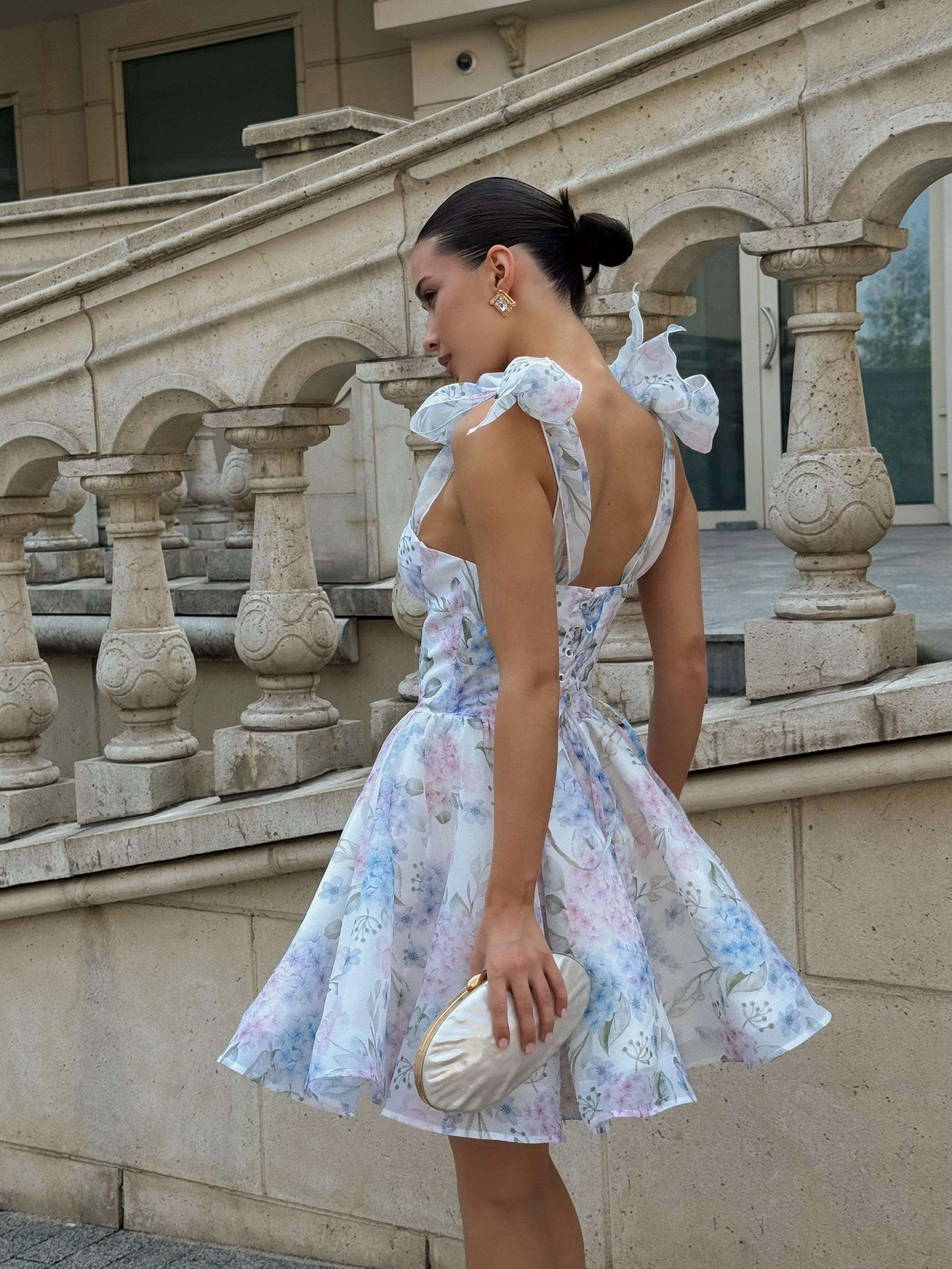 Sweet A-Line Sweetheart Floral Print Ruffled White Short Homecoming Dresses