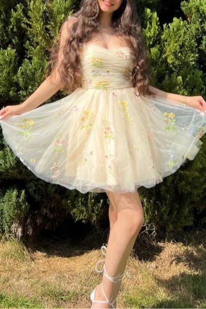 Tulle Floral Spaghetti Straps Pleated Sweetheart Short Party Dress Backless Homecoming Dress