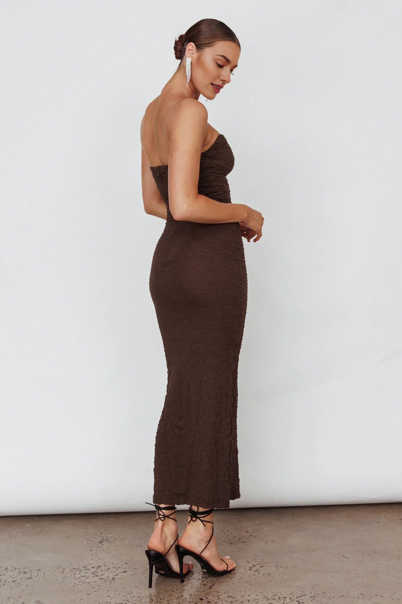 Unique Neck Strapless Bodycon Textured Chocolate Midi Evening Dress
