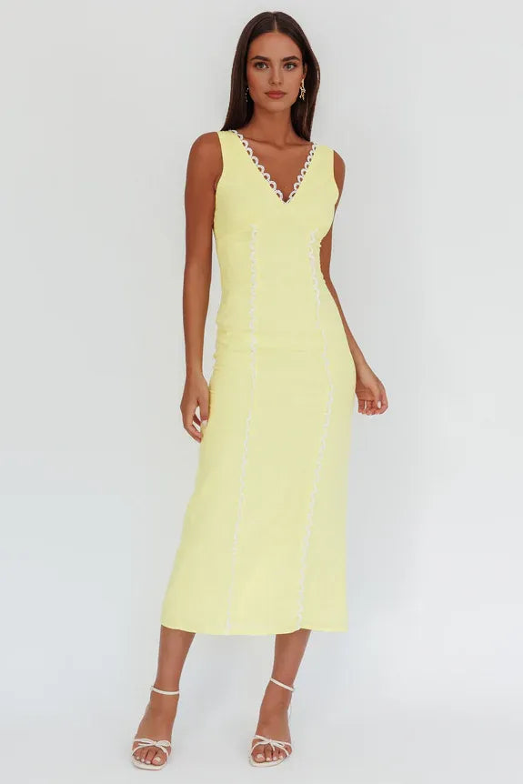 V-Neck Scallop Trim Butter Maxi Homecoming Dress Prom Dress With Slit Back