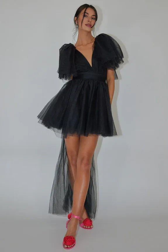 V Neck Cap Sleeves Ruffle Tiered Tulle Black Mini Homecoming Dress With Train