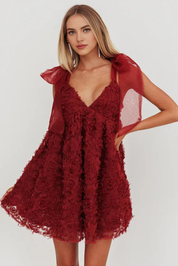 V Neck Tied Shoulder Embellished Wine Mini Homecoming Dress With Applique