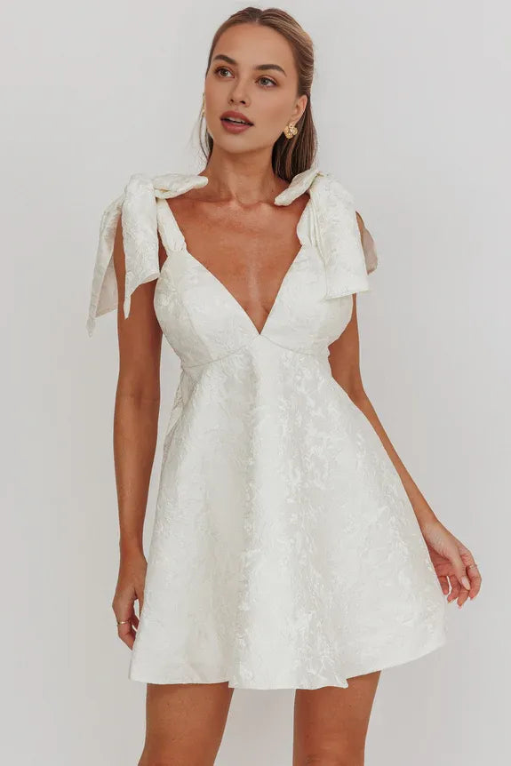 V Neck Tied Shoulder Jacquard White Mini Homecoming Dress With Bow