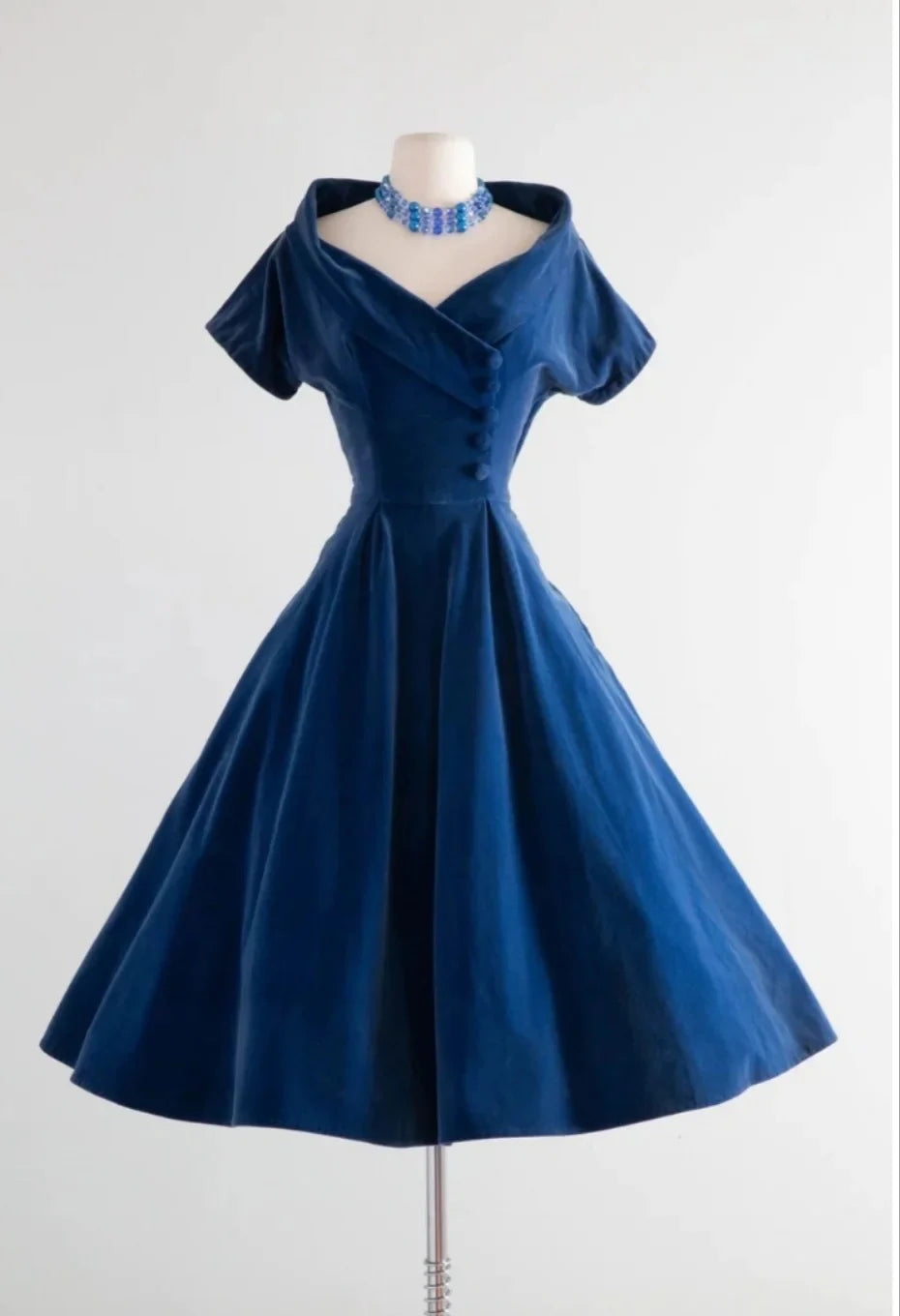 Vintage Blue Velvet V Neck Short Sleeves Homecoming Dress Short Prom Dress Party Dress