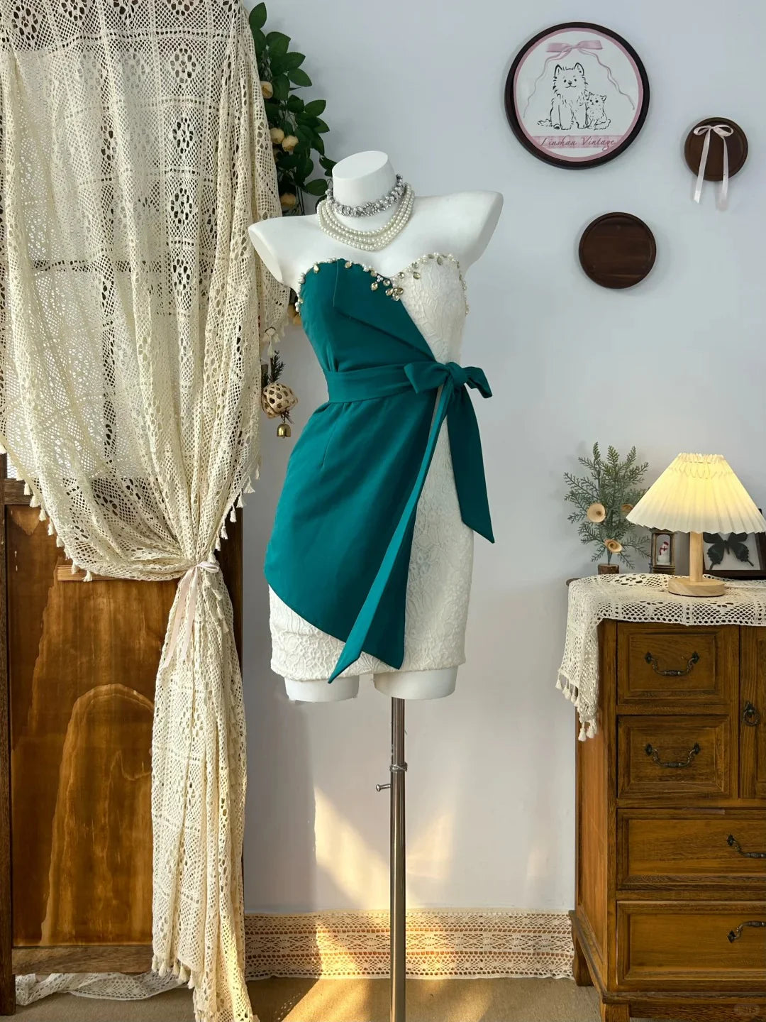 Vintage Dark Green Satin Lace Sweetheart Collar Short Evening Dress Elegant Sleeveless Short Prom Dress