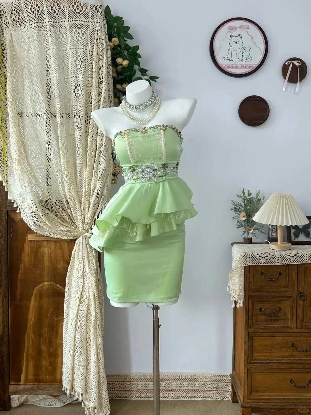 Vintage Green Satin Lace Corset Ruffle Tiered Evening Dress Elegant Sleeveless Short Prom Party Dress