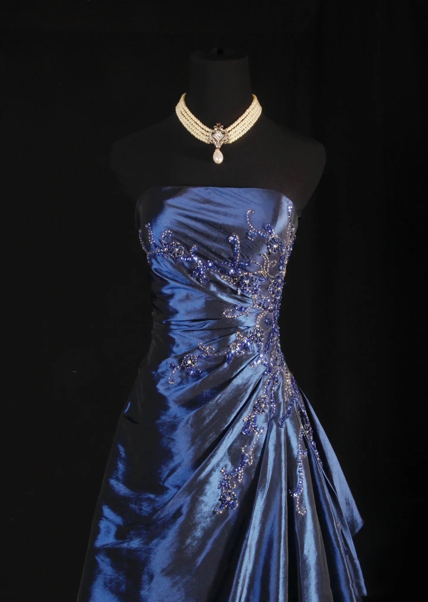 Vintage Navy Blue Satin With Beaded Pleated Strapless Long Prom Dresses Party Dress