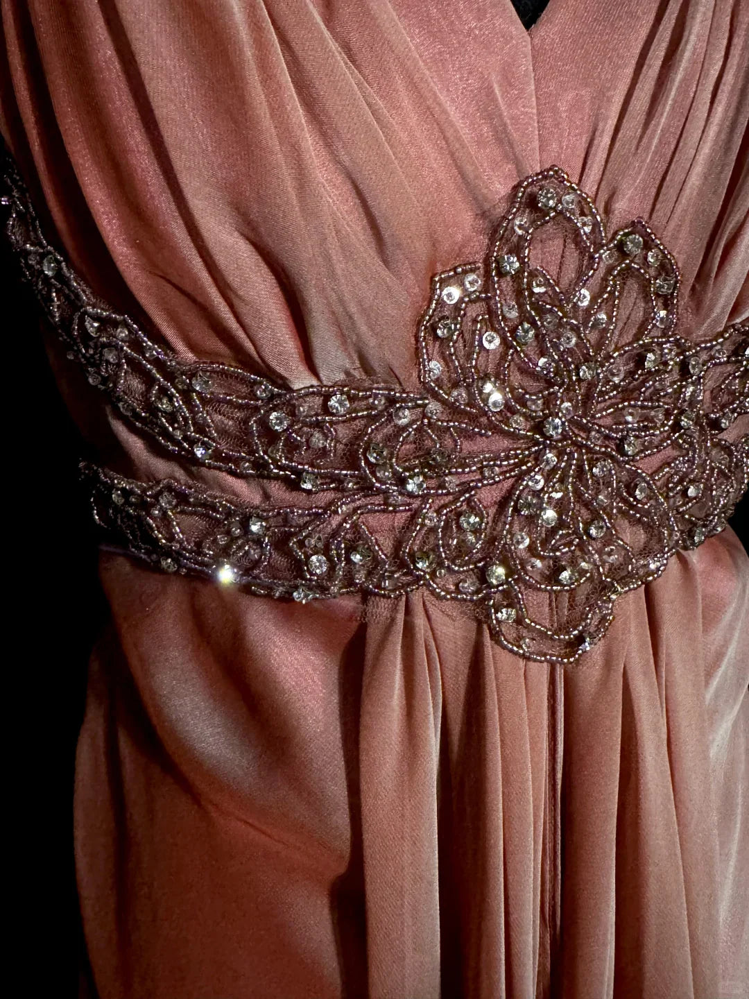 Vintage Pink Rhinestones Mermaid V Neckline Backless Long Fairy Evening Dress With Beaded