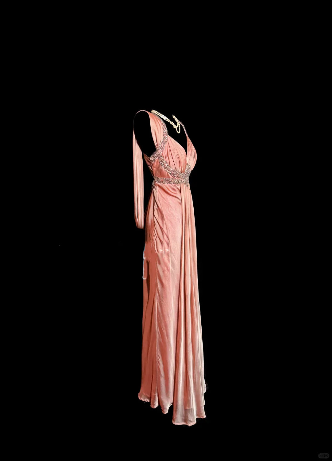 Vintage Pink Rhinestones Mermaid V Neckline Backless Long Fairy Evening Dress With Beaded