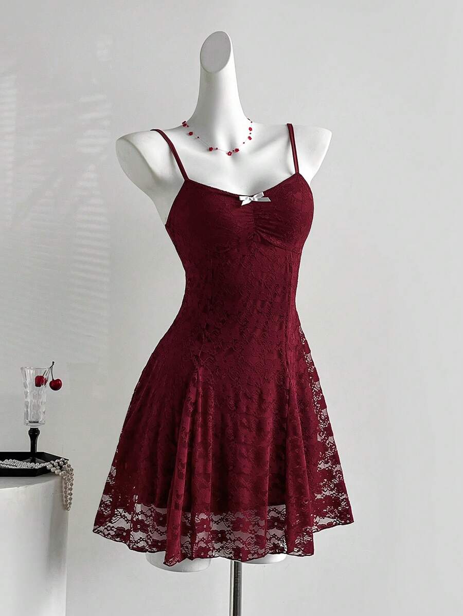 Vintage Romantic A-Line Sweetheart Bow Lace Burgundy Short Homecoming Dresses