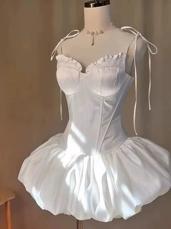 Vinyage A-Line Sweetheart Corset Satin White Short Homecoming Dress With Bubble Hem