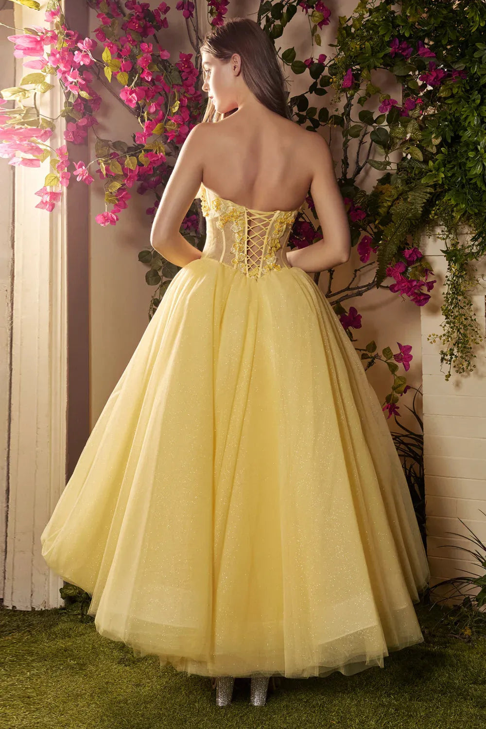 Whimsical A-Line Strapless Glitter Tulle Yellow Tea-Length Prom Dress With Appliques