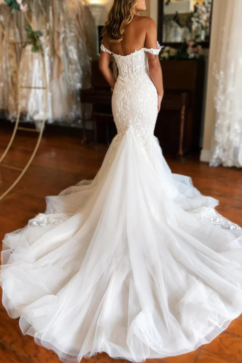 White Floral Lace Applique Deep V Neck Off the Shoulder Trumpet Wedding With Train