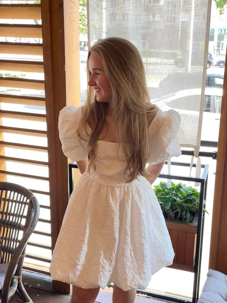 White Jacquard Square Neck Short Sleeves A Line Homecoming Party Dress Short Prom Dress