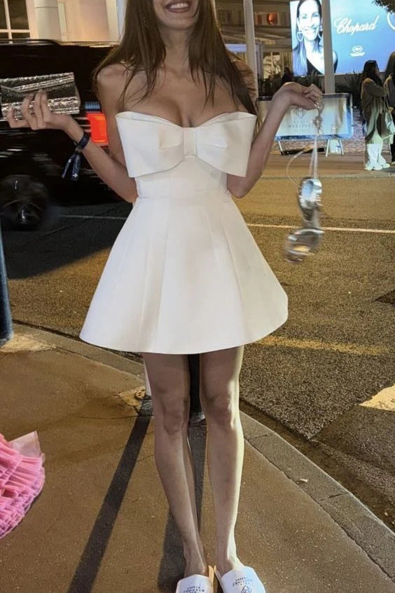 White Satin With Bow Strapless A Line Short Evening Dress Cocktail Dresses Homecoming Party Dress